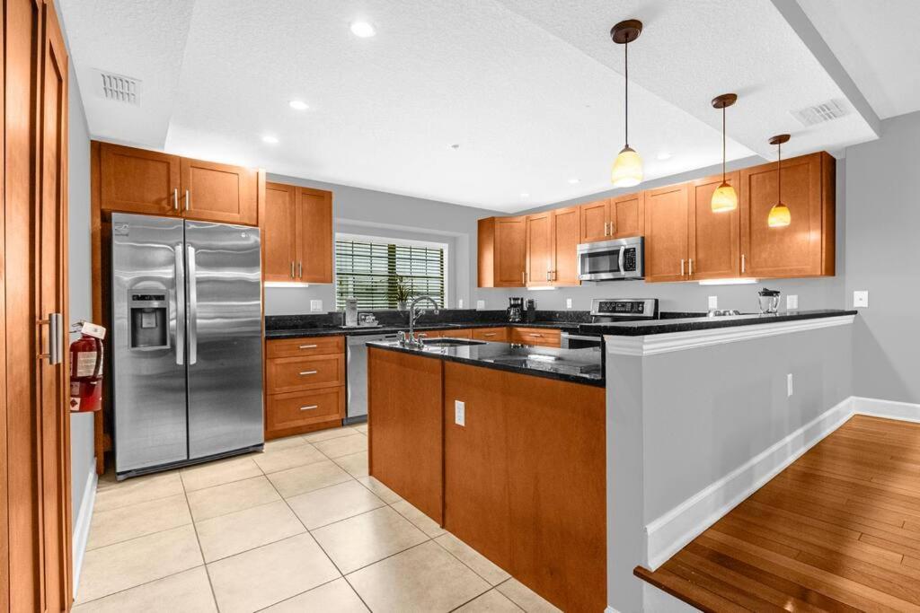 Charming 4Br Family Townhouse Inside Disney Resort Area Orlando Exterior photo